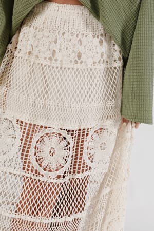 boho-canyon-crochet-skirt-natural/Beige