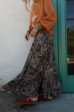 paisley-dream-ruffled-pants-black/Black