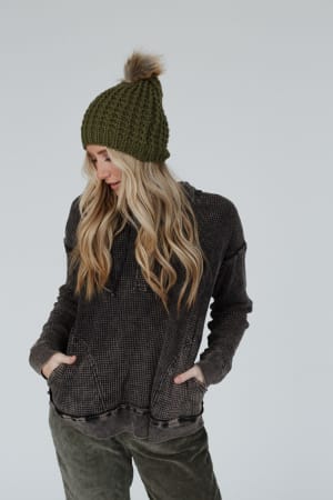 aspen-waffle-knit-faux-fur-beanie-olive/Olive
