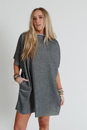 laid-back-luxe-dress-two-tone-black/Two Tone Black