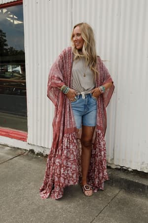paisley-tapestry-free-flow-duster-kimono-wine/Wine