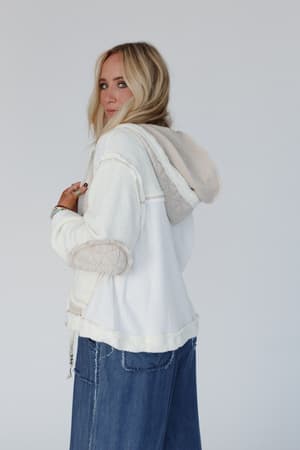 leighton-button-up-jacket-cream/Cream