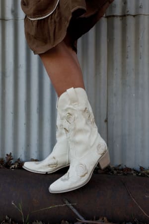 Canyon Star Boots: undefined