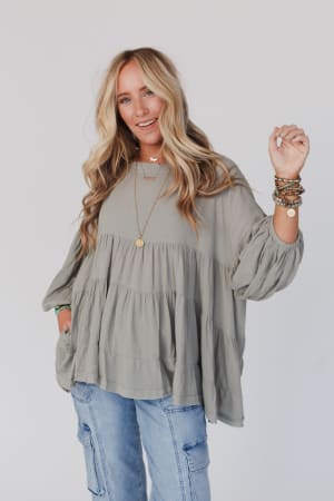 in-the-clouds-tunic-top-olive/Olive