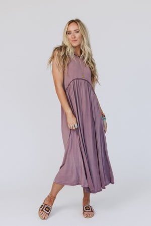 daisy-chain-maxi-dress-burgundy/Burgundy