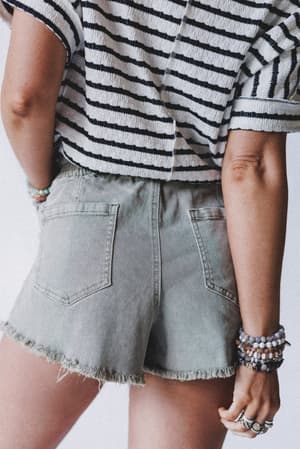 open-sunroof-frayed-denim-shorts-olive/Green
