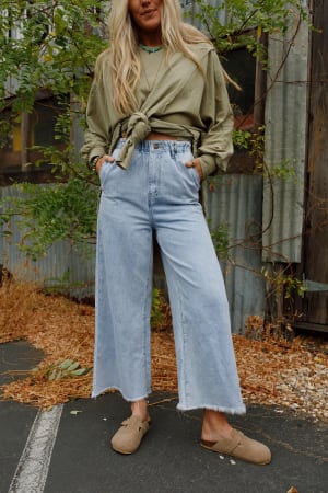 Simply You Wide Leg Jeans: undefined