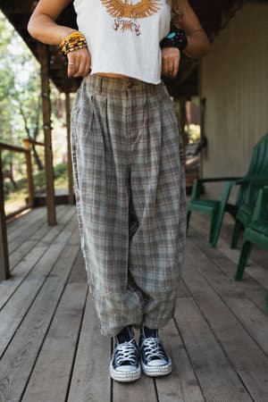 mystic-plaid-wide-leg-pants-brown/Brown