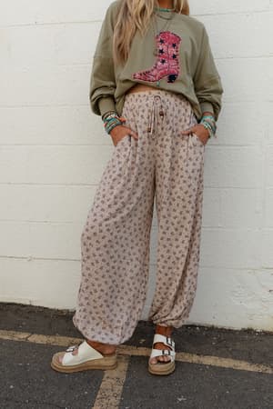 emberlyn-wide-leg-cinched-pants-taupe/Taupe