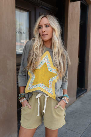 floral-starburst-top-ash/Ash