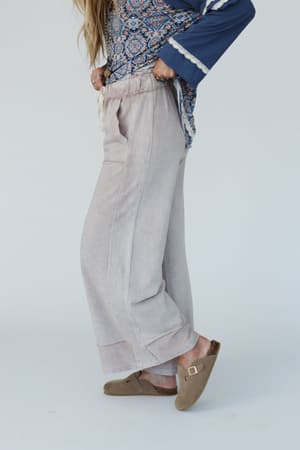 heaven-sent-wide-leg-pant-taupe/Taupe
