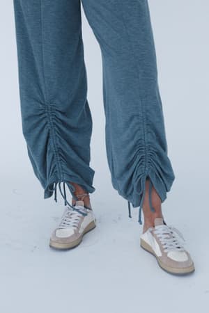 solie-cinched-pants-green-olive/Green Olive