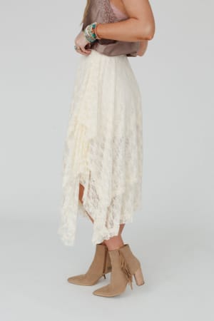 dreamy-meadow-floral-lace-skirt-cream/Cream