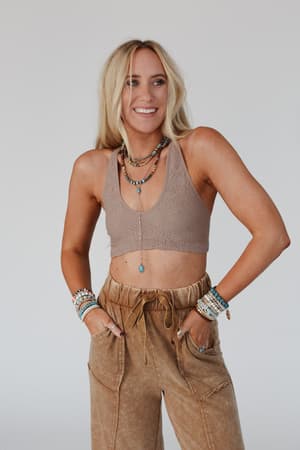 floral-scoop-neck-bralette-mocha/Mocha
