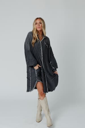 ophelia-oversized-denim-dress-black-denim/Black Denim