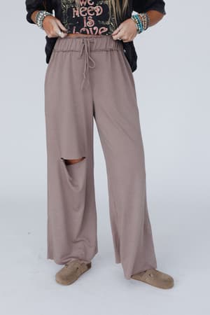 cora-wide-leg-pants-coco/Coco