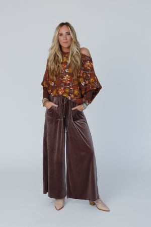 luxe-nights-velvet-drawstring-pants-coco23/Coco