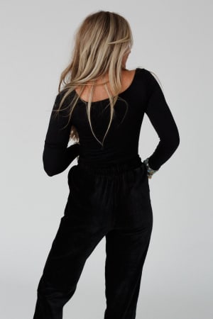 emmi-square-neck-long-sleeve-top-black/Black