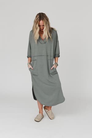 meadow-long-sleeve-slit-maxi-dress-olive/Light Olive