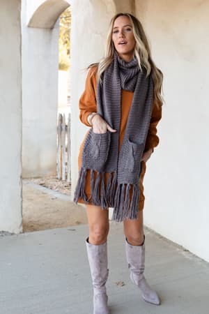 kolby-knitted-pocket-scarf-gray/Gray