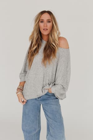 fly-with-me-batwing-sleeve-knit-sweater-heather-gray/Heather Gray