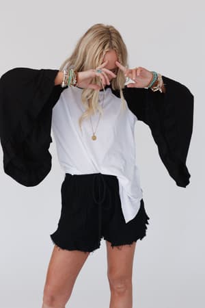 bell-sleeve-baseball-tee-black/Black