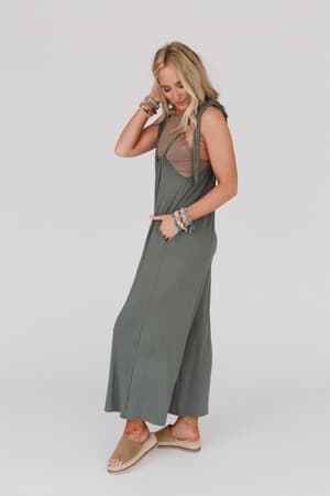 forever-relaxed-gathered-jumpsuit-light-olive/Light Olive