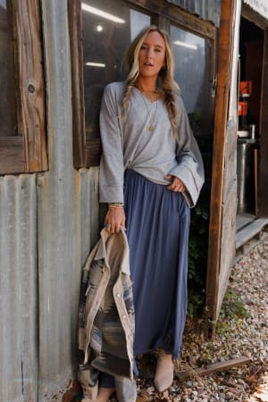 love-it-v-neckline-sweater-top-heather-gray/Heather Gray