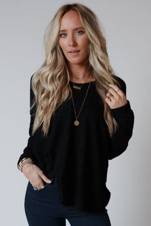 flattering-open-back-thermal-knit-top-black/Black