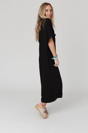 laurel-short-sleeve-maxi-dress-black/Black