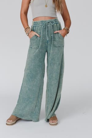 Relaxing Robin Wide Leg Pant: undefined