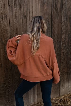 fireside-talks-balloon-sleeve-sweater-rust/Rust