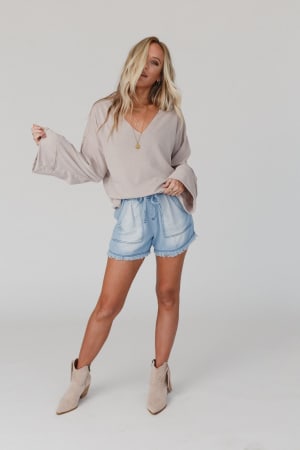 love-it-v-neckline-sweater-top-tan/Tan