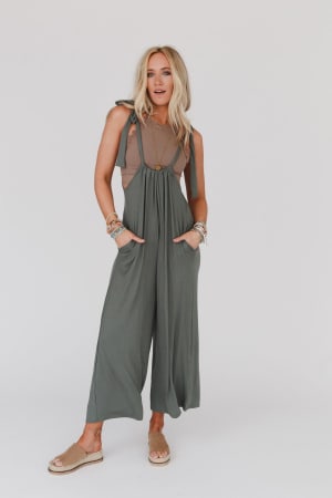 forever-relaxed-gathered-jumpsuit-light-olive/Light Olive