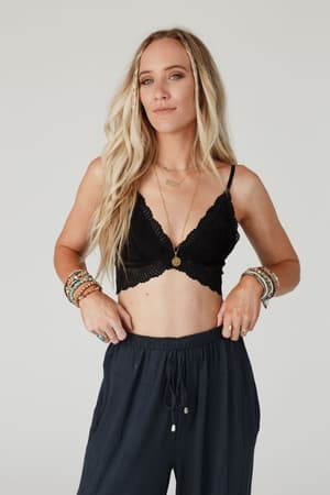 butterfly-beauty-bralette-black/Black