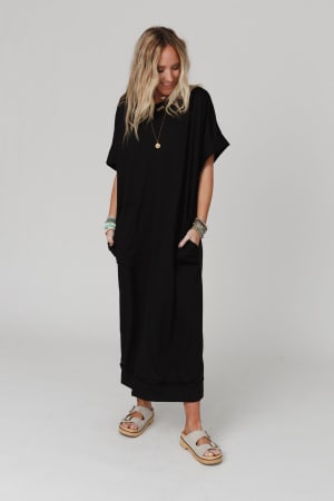 laurel-short-sleeve-maxi-dress-black/Black