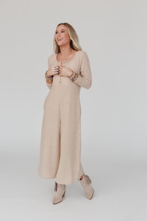simply-comfort-jumpsuit-wheat/Wheat