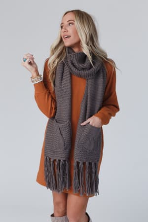 kolby-knitted-pocket-scarf-gray/Gray