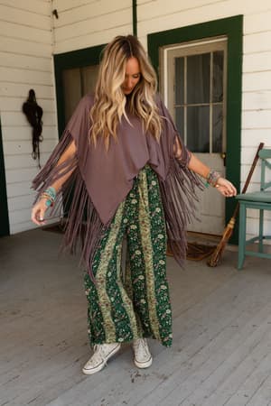 The Nest Showstopper Fringe Top: undefined