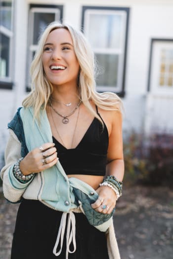 mod-velvet-bralette-black/Black
