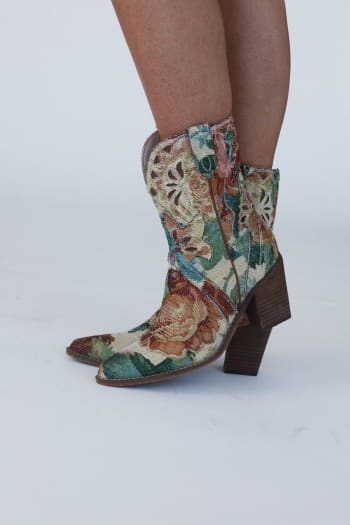 Canyon Rose Boots in Multi from 3BN