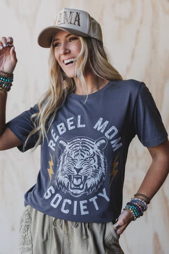 the-nest-rebel-mom-society-tee-charcoal/Grey