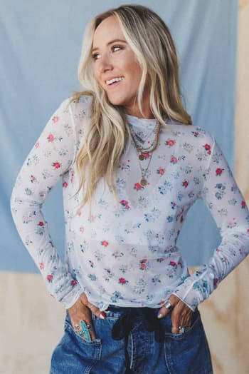 the-nest-made-you-blush-floral-top-ivory/Ivory