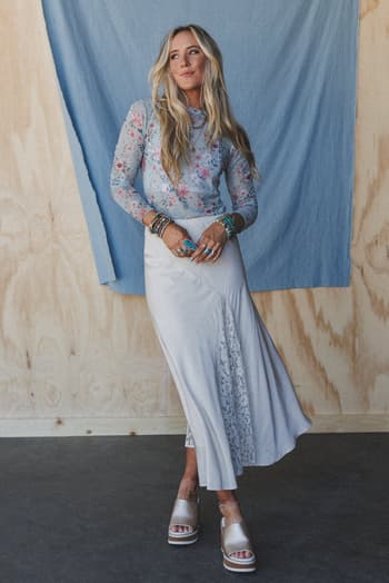 the-nest-made-you-blush-floral-top-sage/Green