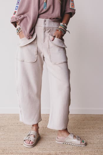 nothing-less-barrel-pants-sand/Beige