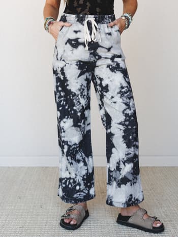 The Nest So Comfy Wide Leg Denim Pant - Bleach Dye Black XL / Black