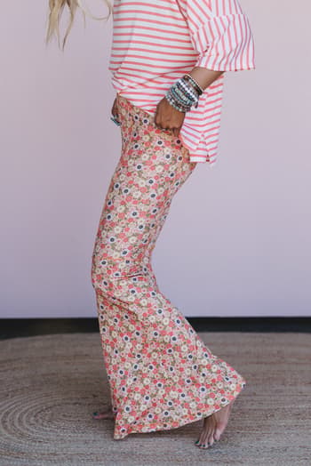 the-nest-dream-in-flowers-flare-pants-peach-coral/Orange