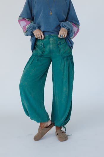 east-bay-loose-fit-cargo-jeans-green/Green