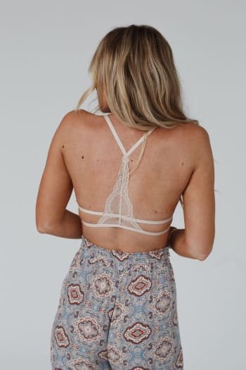 bellini-triangle-lace-bralette-nude/Nude