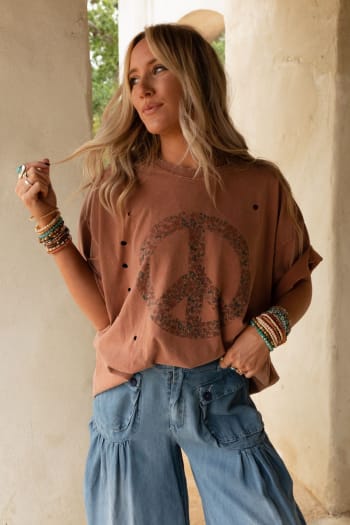 jude-oversized-peace-sign-graphic-tee-mauve/Mauve